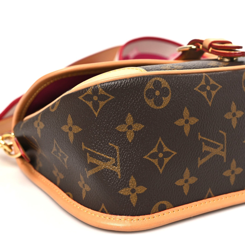 Monogram Diane Fuchsia