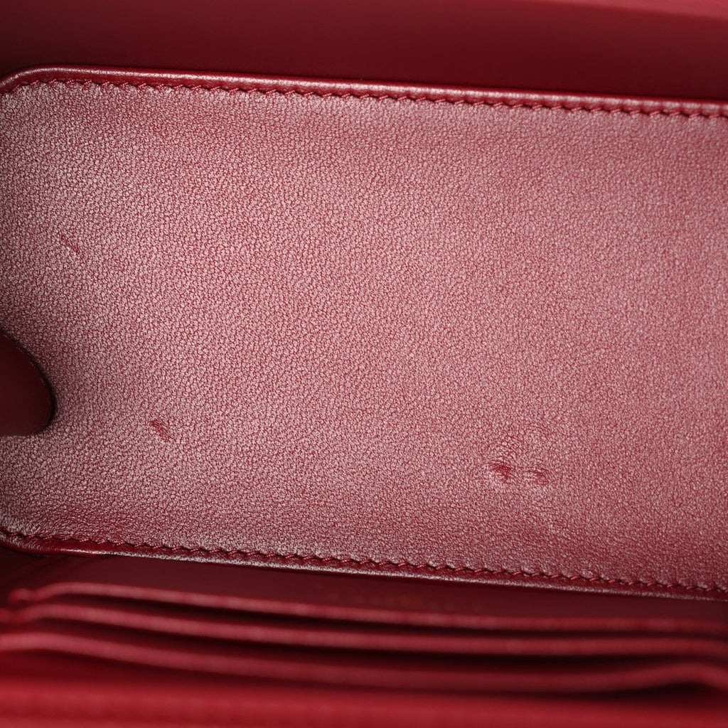 Lambskin Quilted Small Top Handle Vanity Case With Chain Burgundy