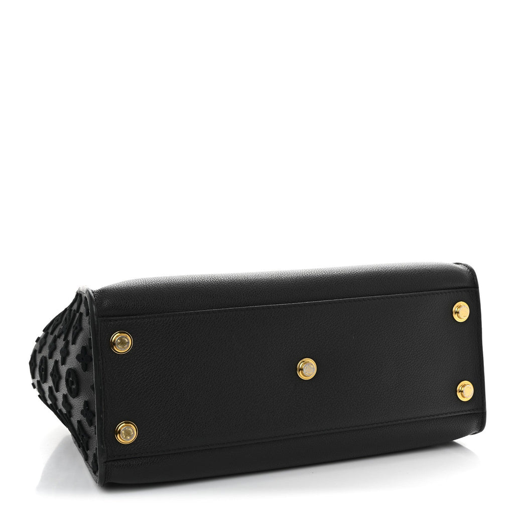 Calfskin Monogram Tufting On My Side Black