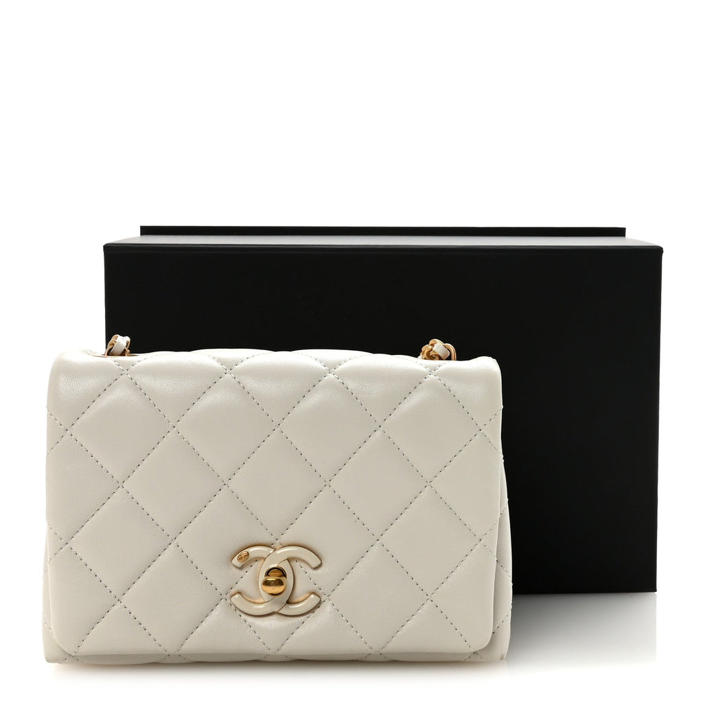 Shiny Lambskin Quilted Enamel CC Small Flap White