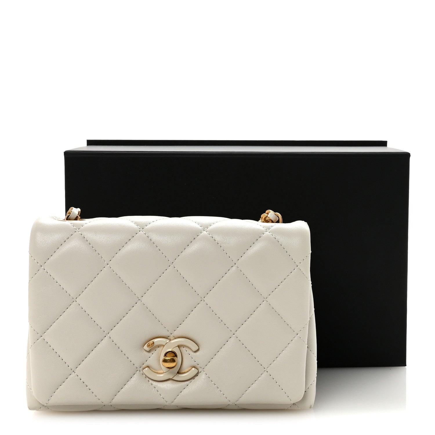 Shiny Lambskin Quilted Enamel CC Small Flap White