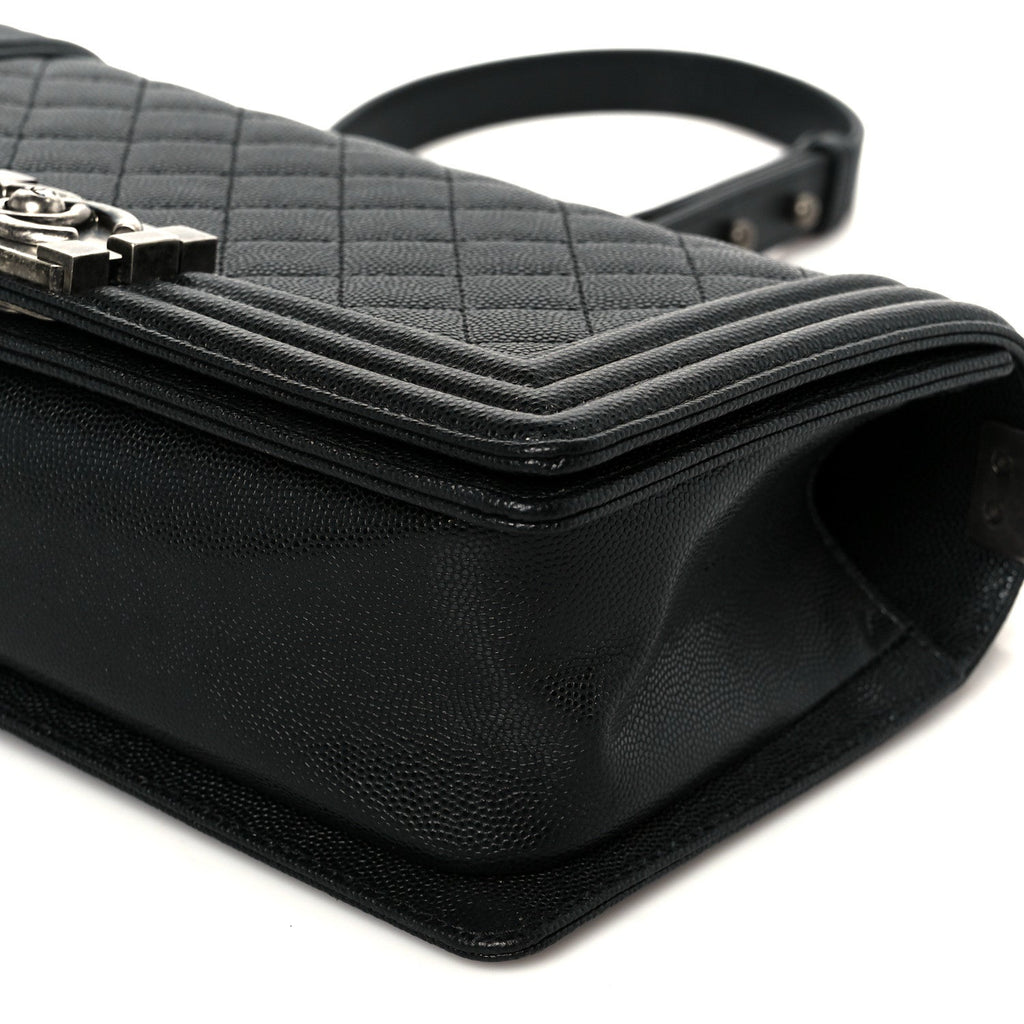 Caviar Quilted Medium Boy Flap Black