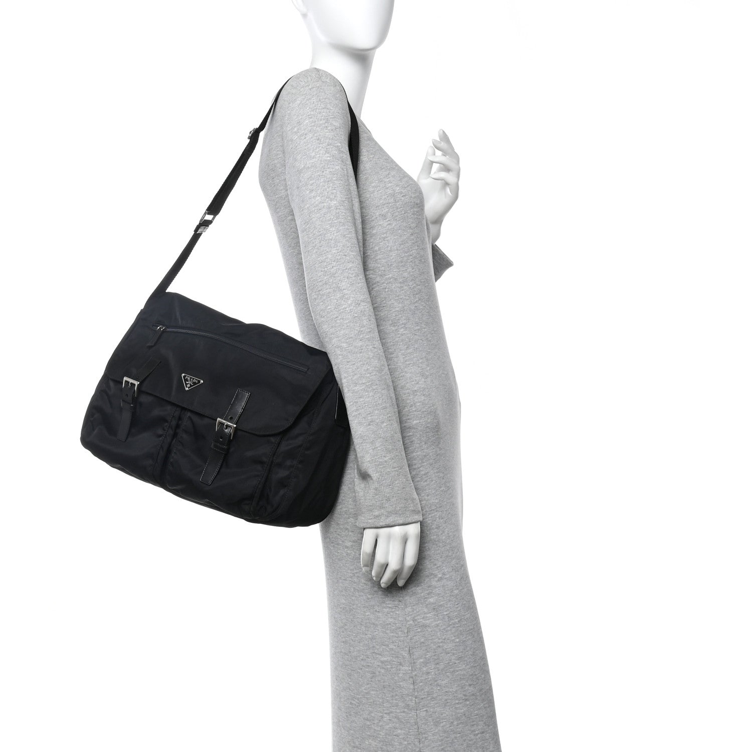 Nylon Vela Sport Messenger Bag Black