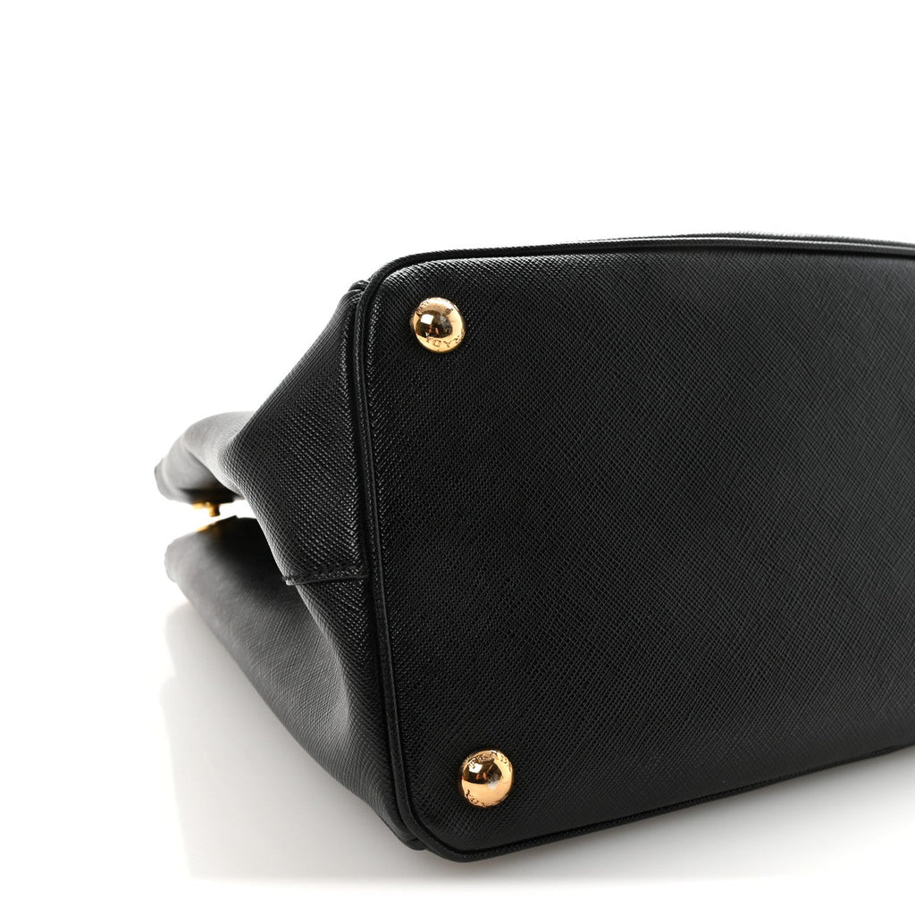 Saffiano Lux Large Galleria Double Zip Tote Black