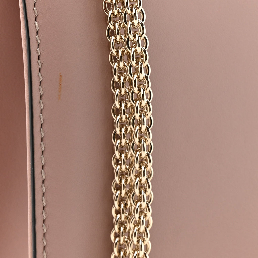 Vitello Medium Glam Lock Rockstud Flap Poudre
