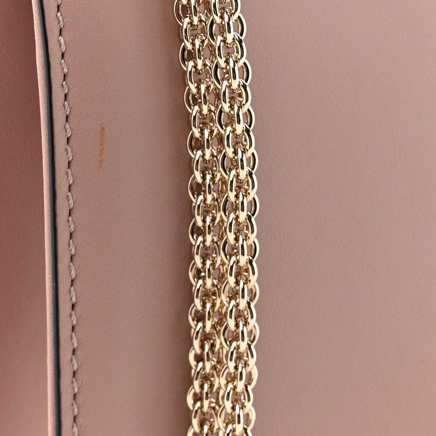 Vitello Medium Glam Lock Rockstud Flap Poudre