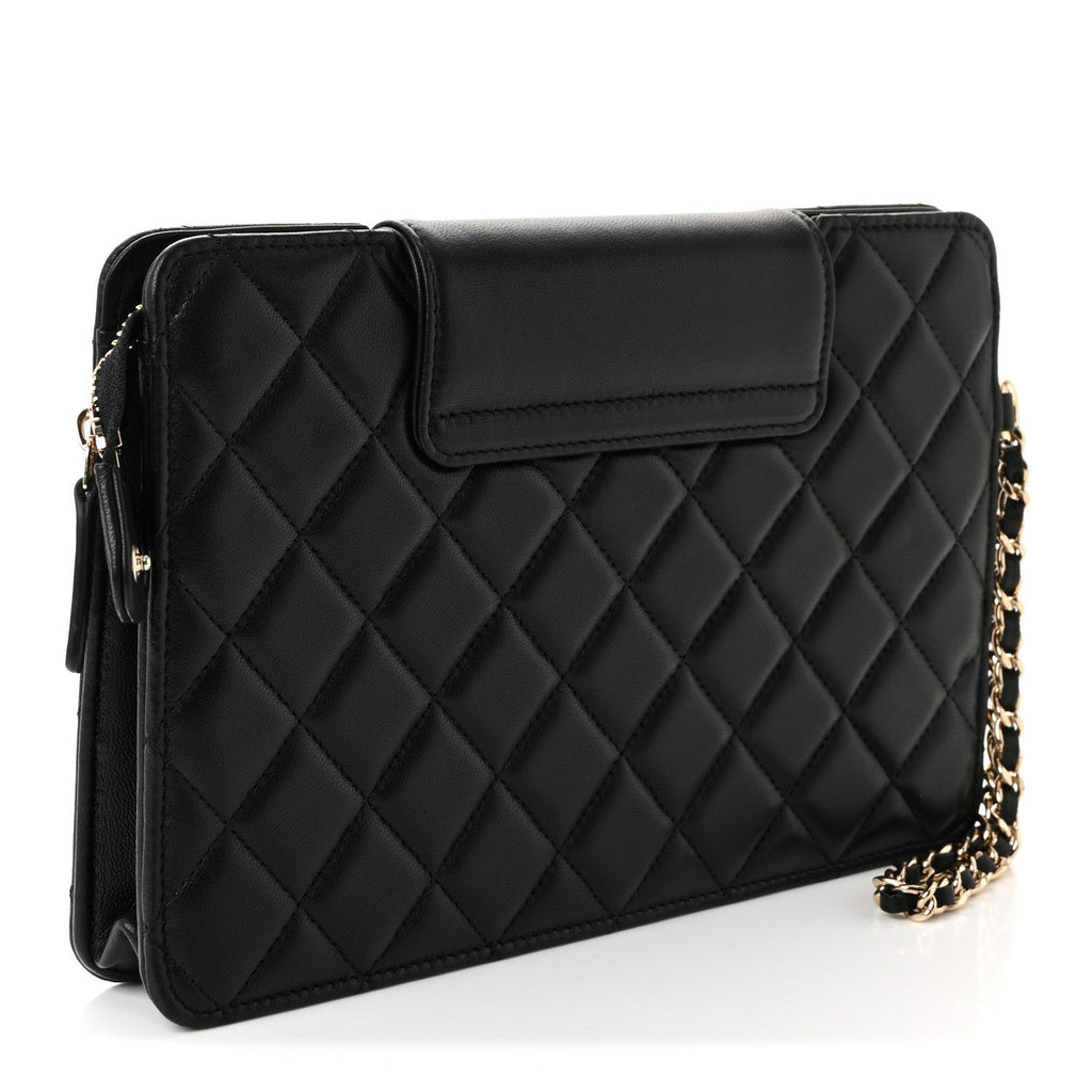 Lambskin Quilted CC Pouch Wristlet Black