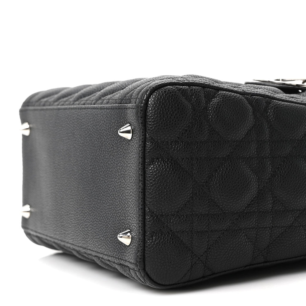 Grained Calfskin Cannage Medium Lady Dior Black