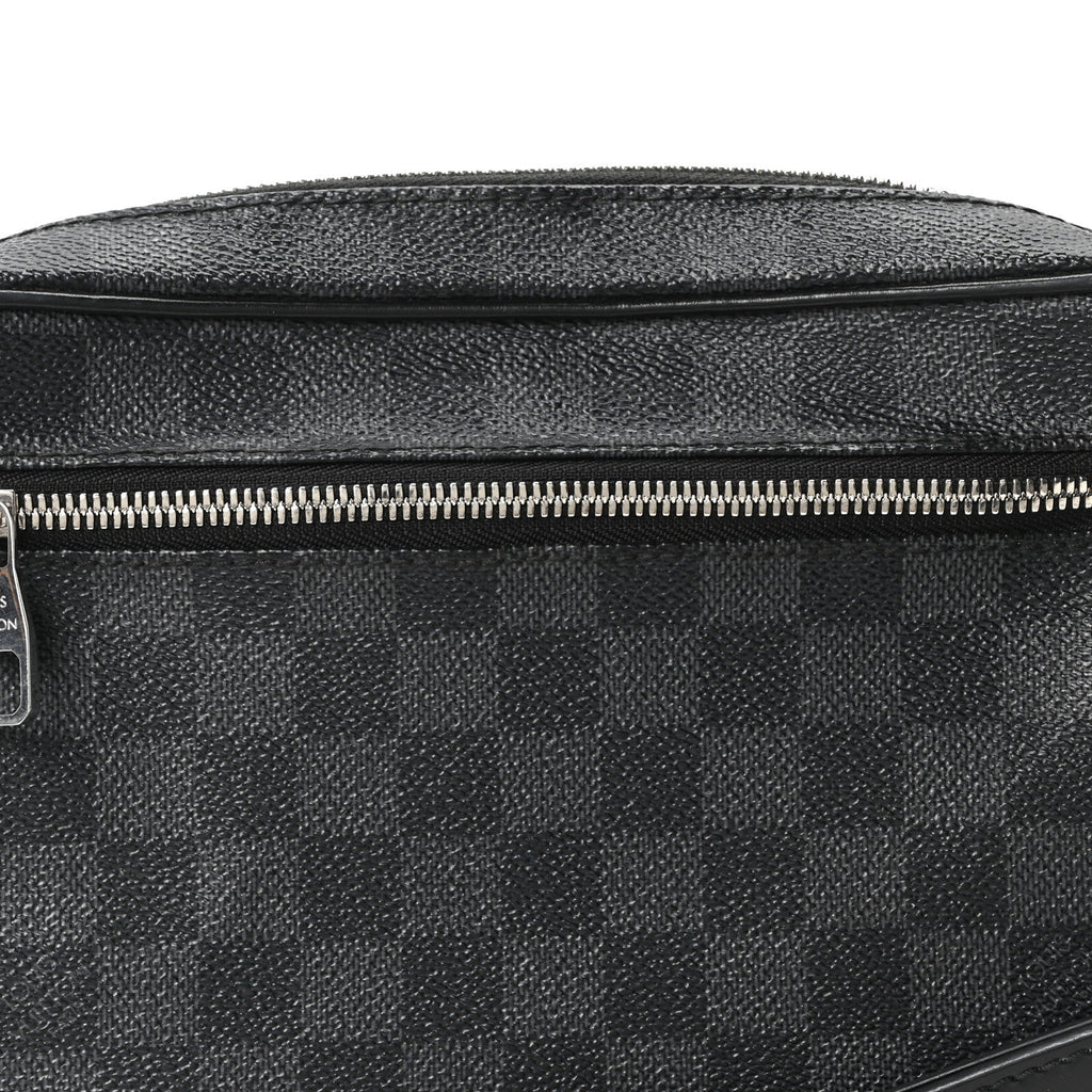 Damier Graphite Kasai Clutch