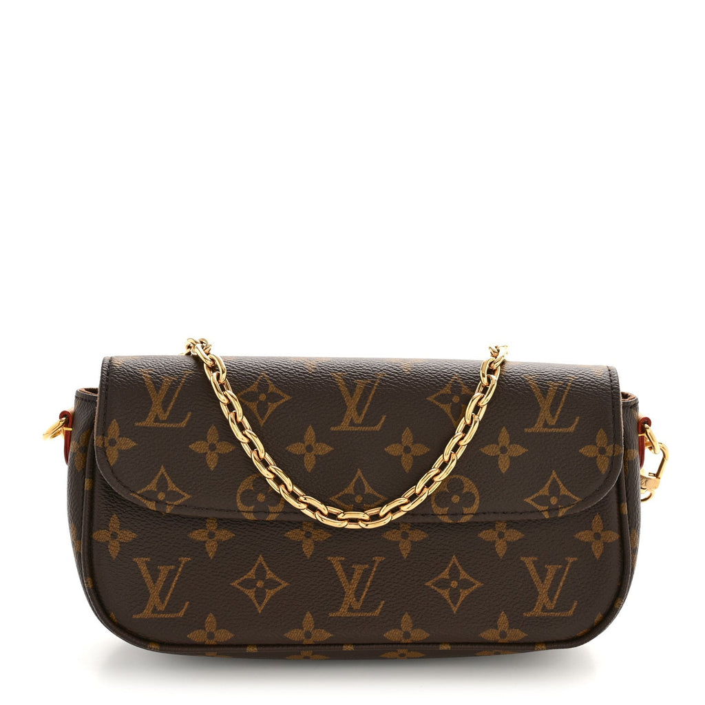 Monogram Ivy Wallet On Chain