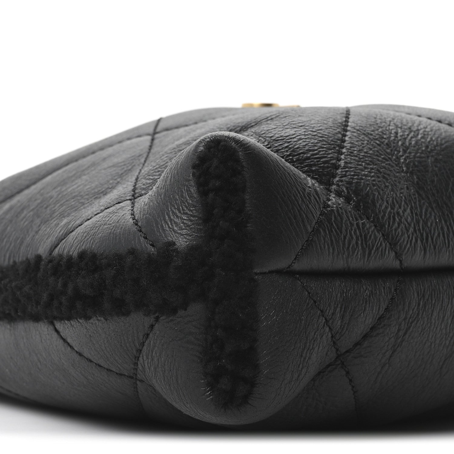 Aged Lambskin Shearling Quilted Small Chanel 22 Black