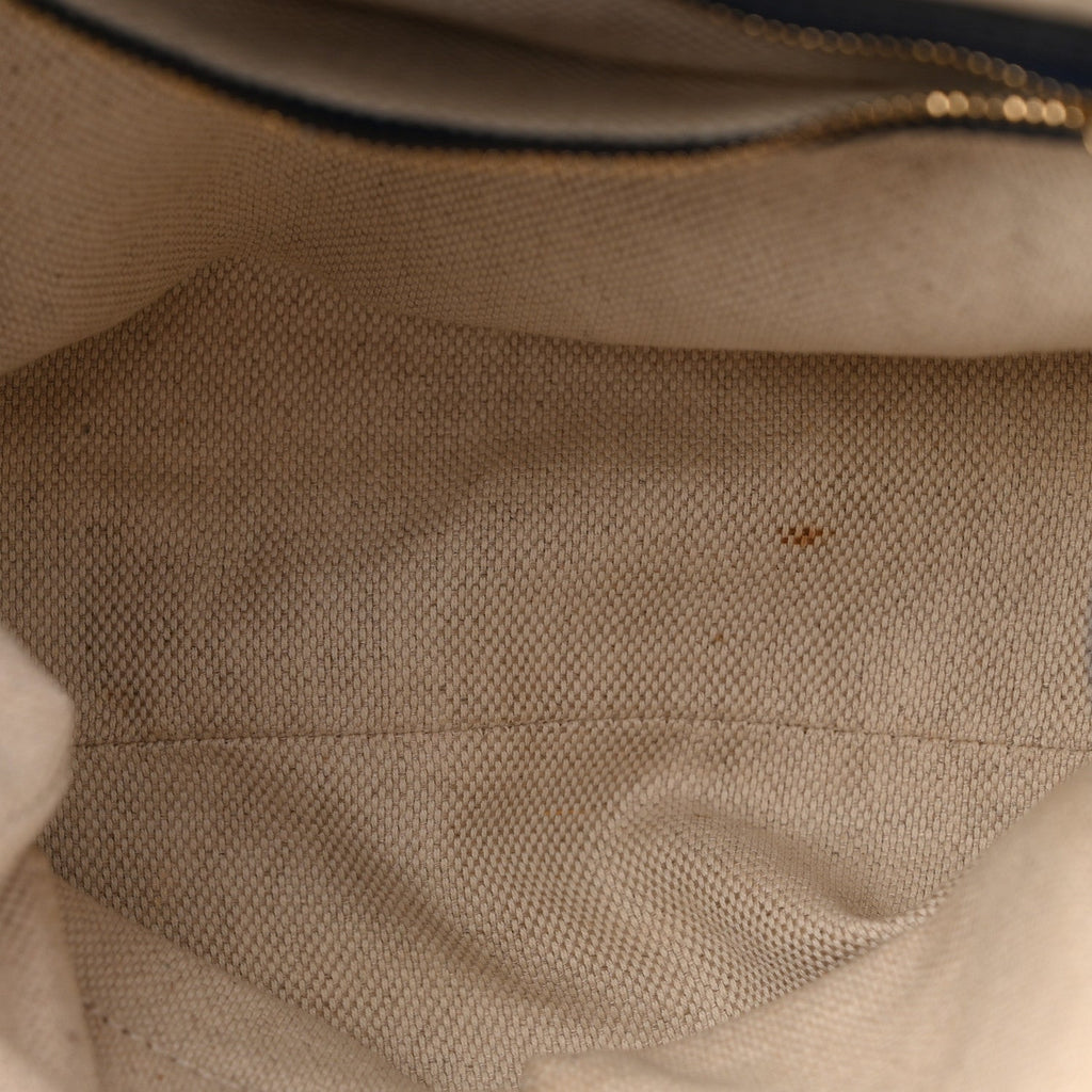 Vernice Naplack Small Soho Shoulder Bag Uniform Blue