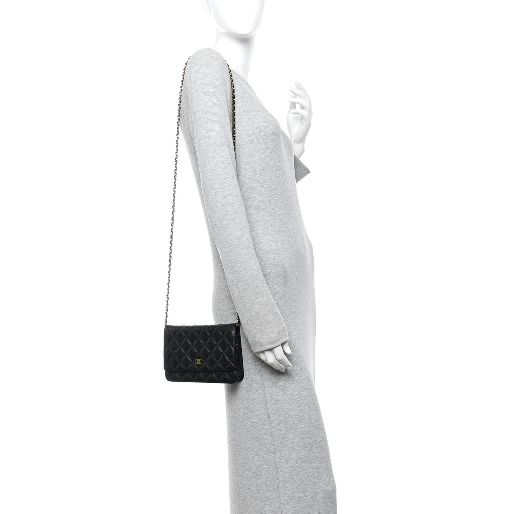 Caviar Quilted Wallet on Chain WOC Black