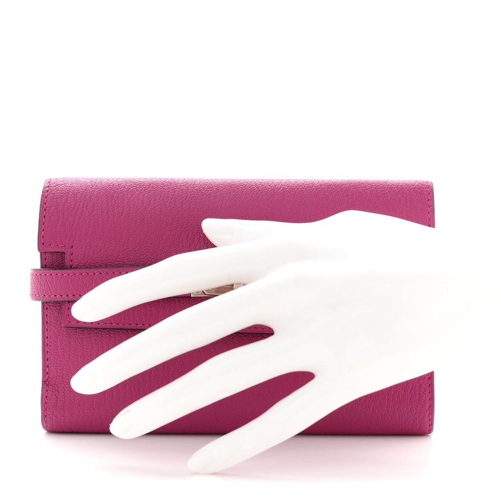 Chevre Mysore Medium Kelly Wallet Fuchsia