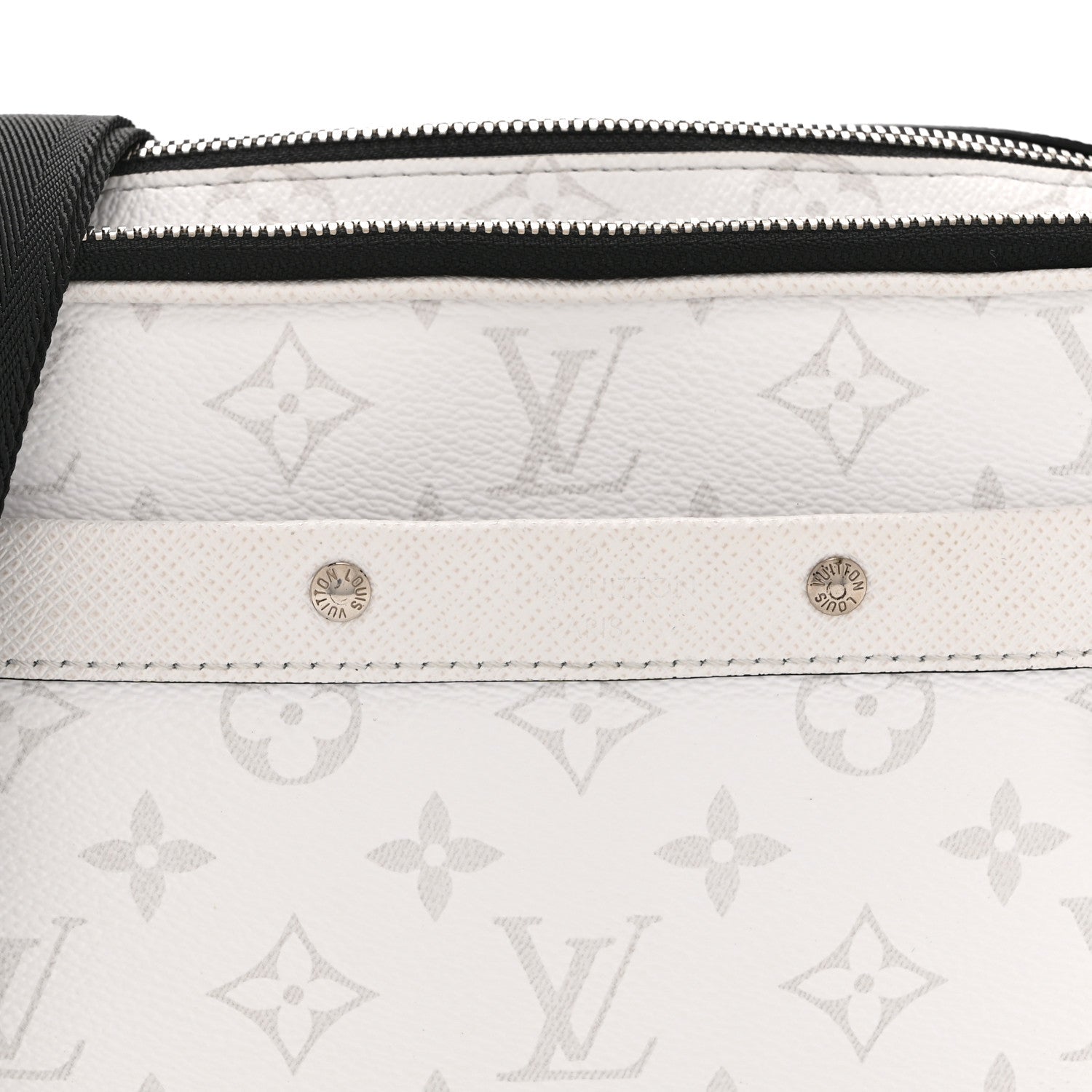 Taiga Monogram Alpha Messenger Optic White