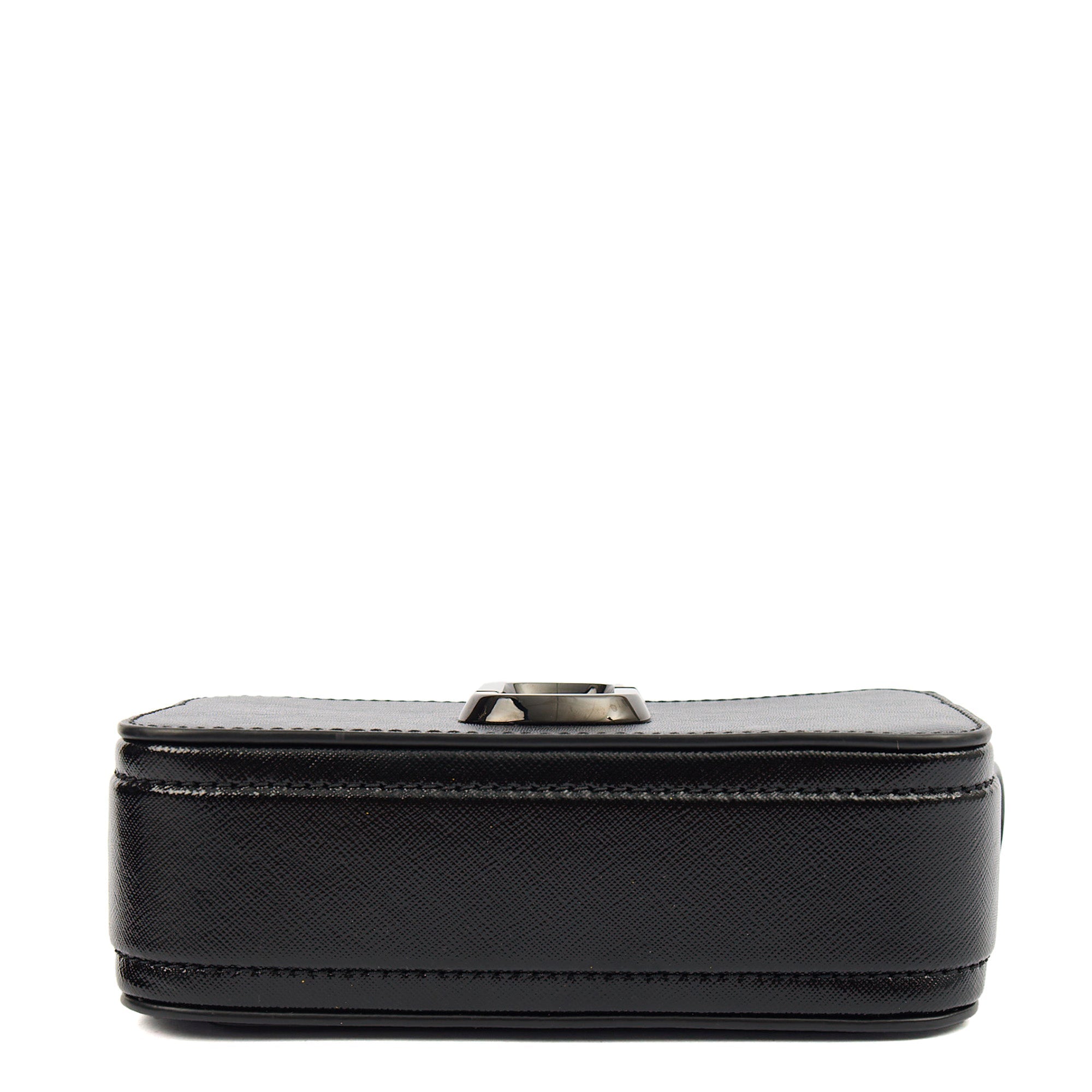 Marc Jacobs Cross Body Snapshot in Black, Leather