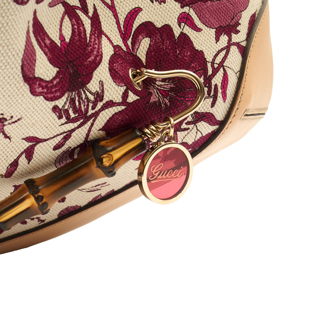 Gucci Shoulder Bag Bamboo Shoulder in Neutral, Fabric