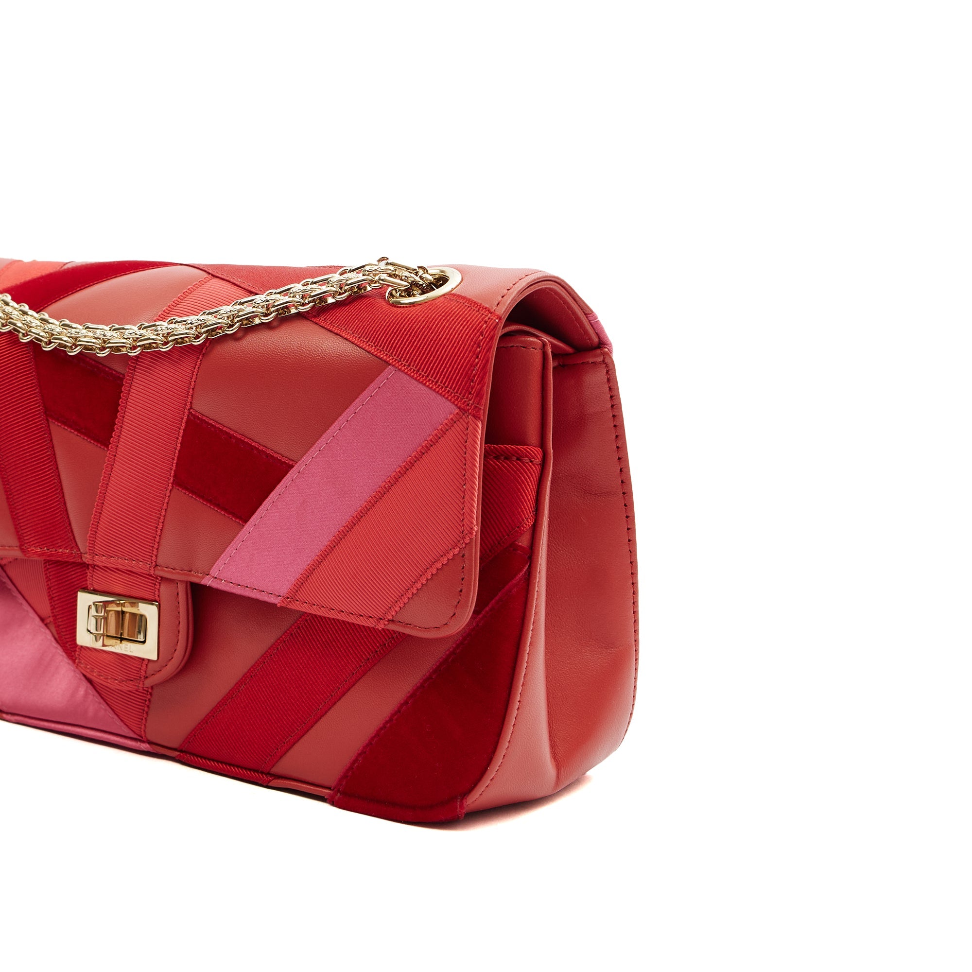 Chanel Shoulder Bag 2.55 Reissue in Multi, Calfskin Leather