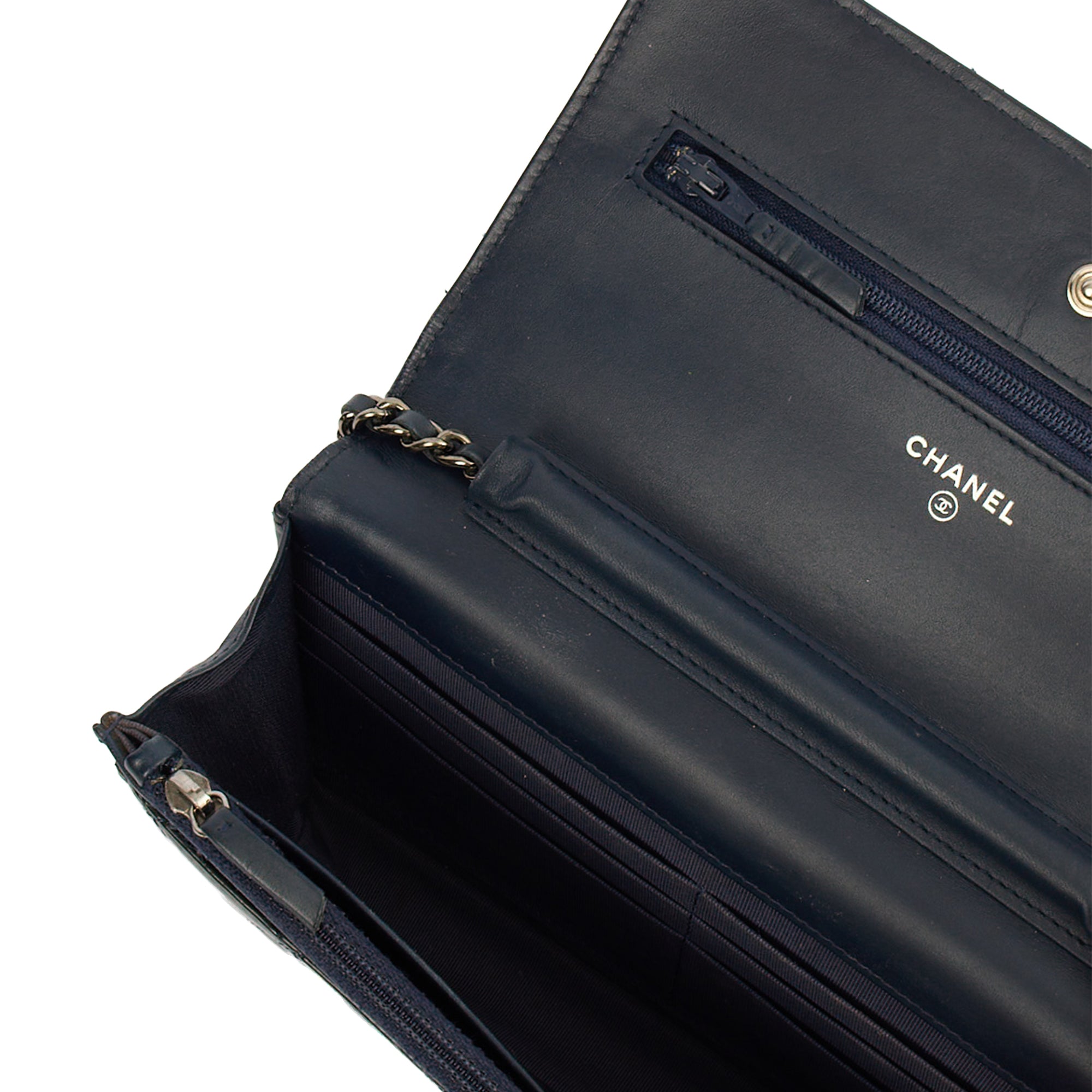 Chanel Cross Body Wallet on Chain in Blue, Patent Leather