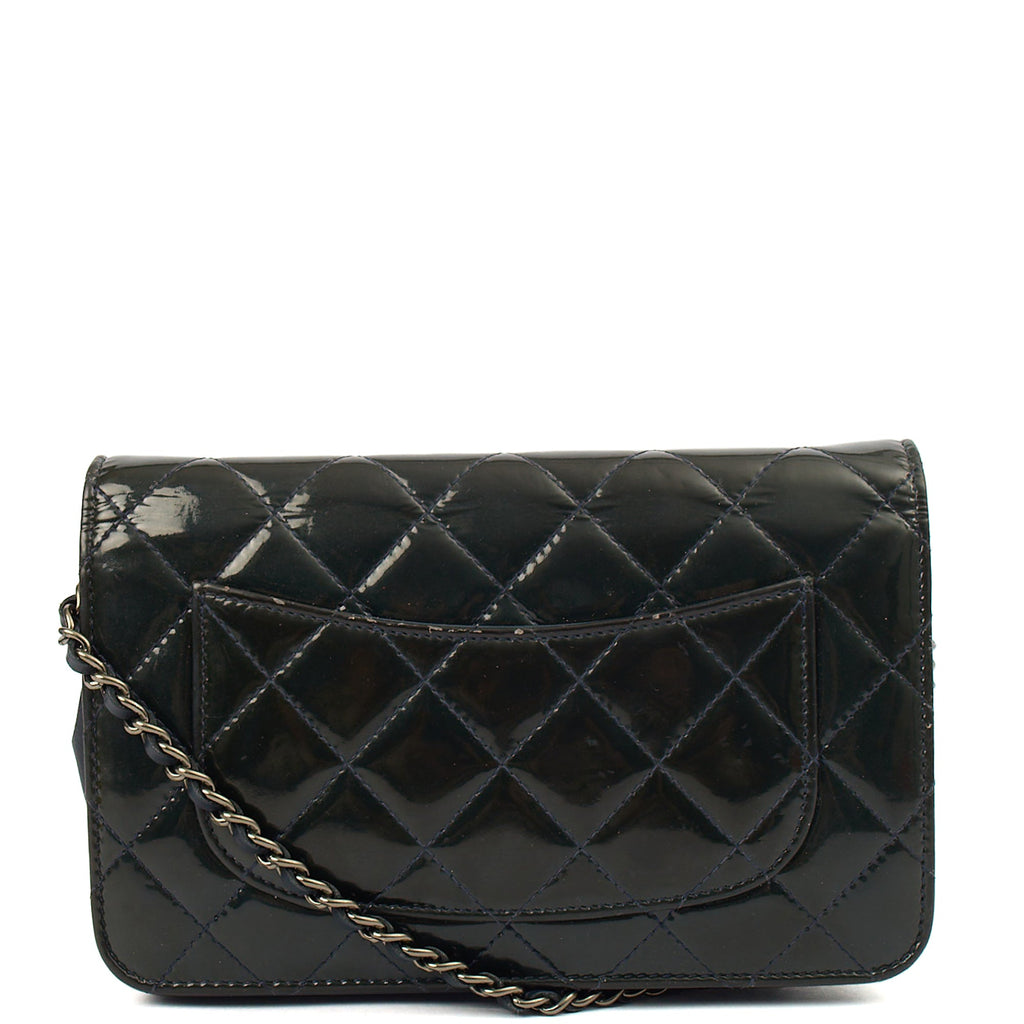 Chanel Cross Body Wallet on Chain in Blue, Patent Leather