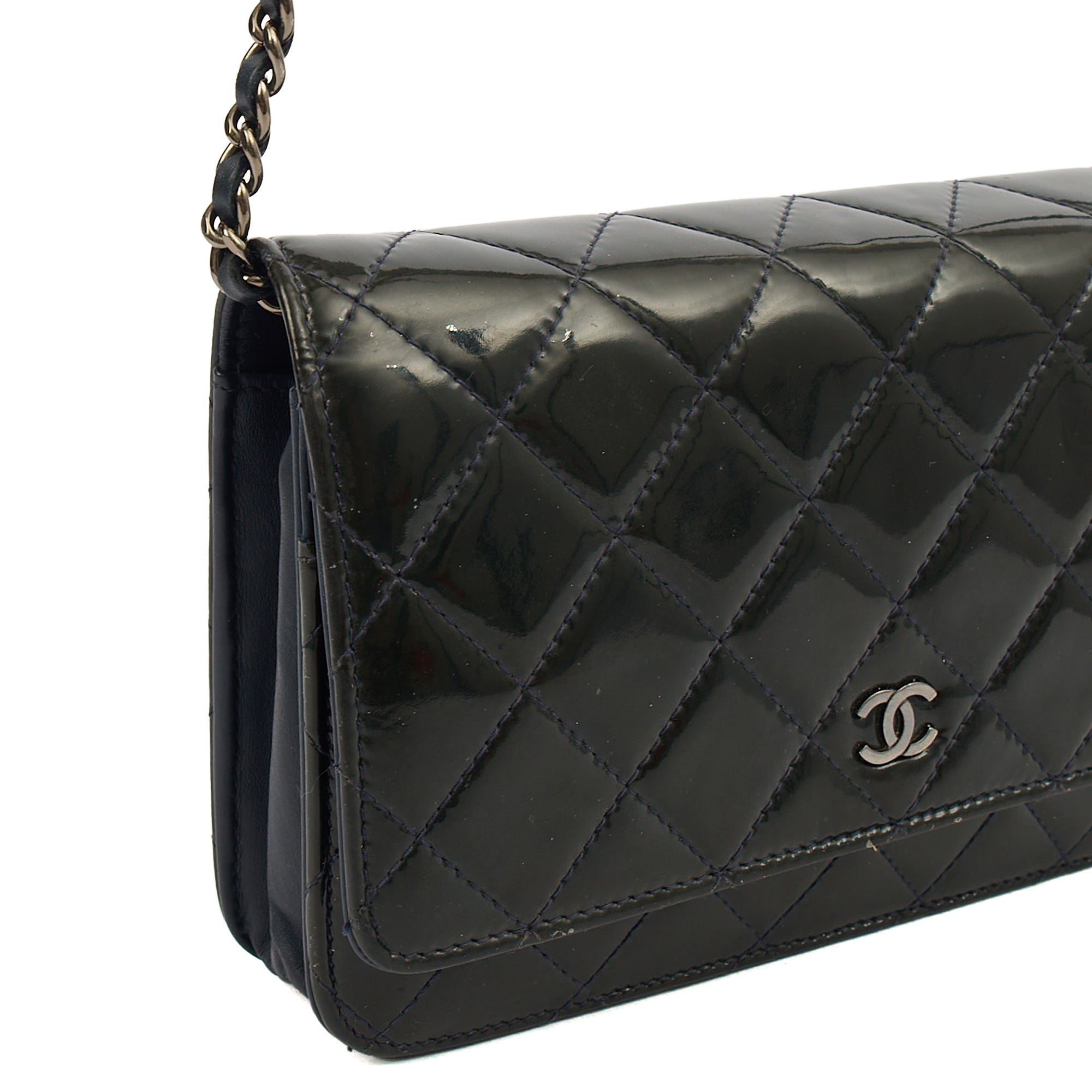 Chanel Cross Body Wallet on Chain in Blue, Patent Leather