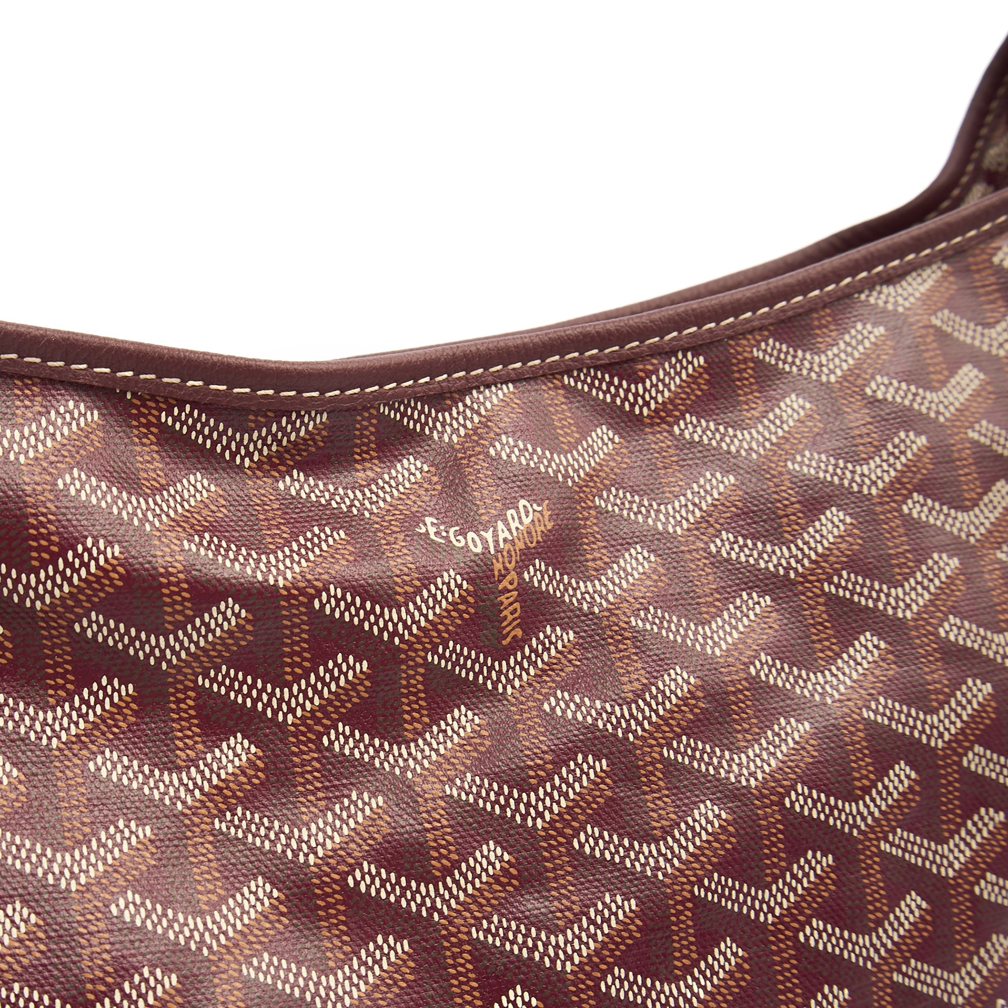 Goyard Shoulder Bag Boheme Hobo in Red, Leather