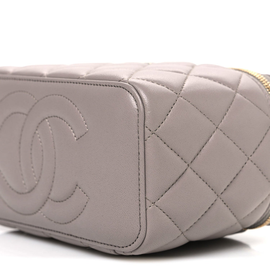 Lambskin Quilted Small Top Handle Vanity Case With Chain Dark Grey