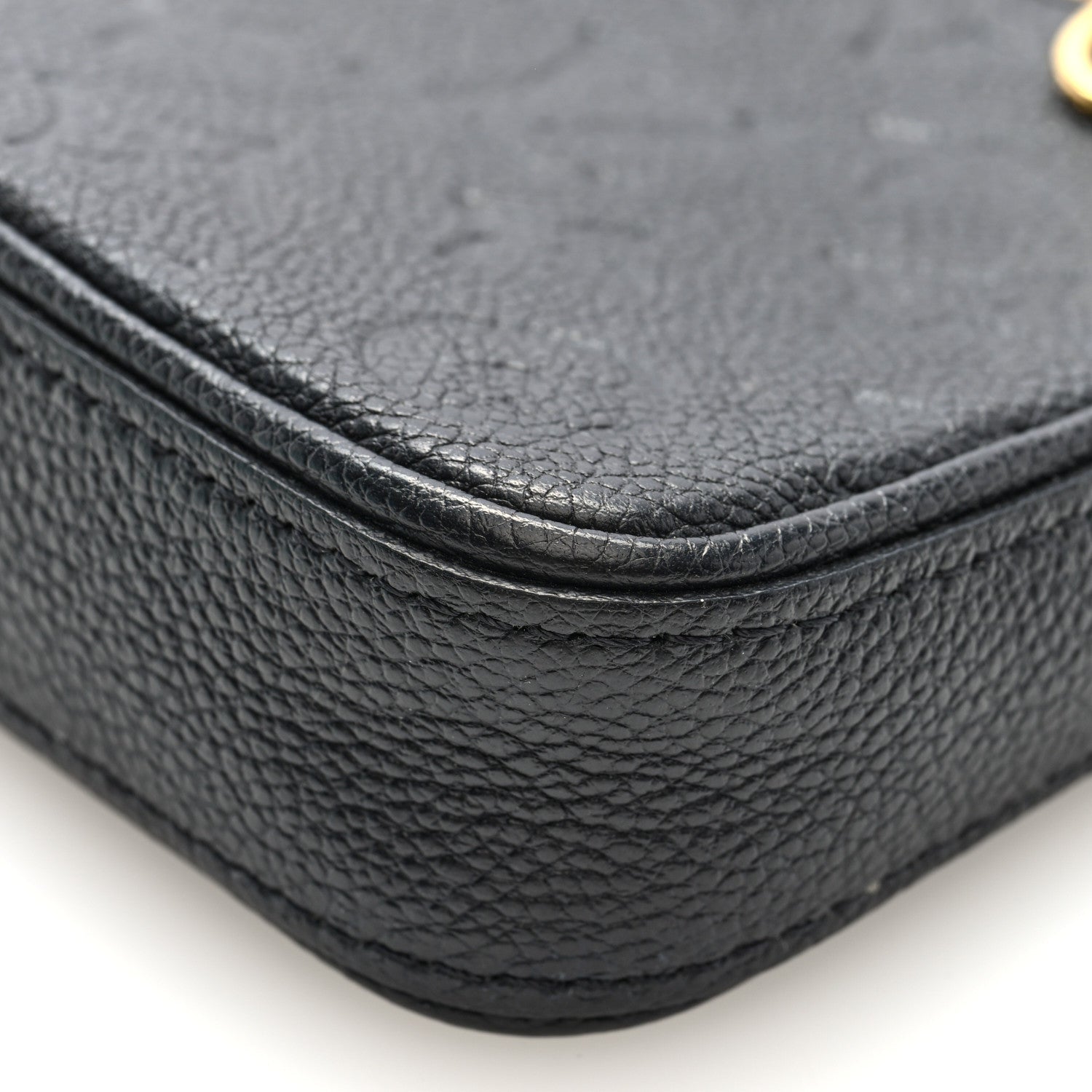 Empreinte Easy Pouch On Strap Black