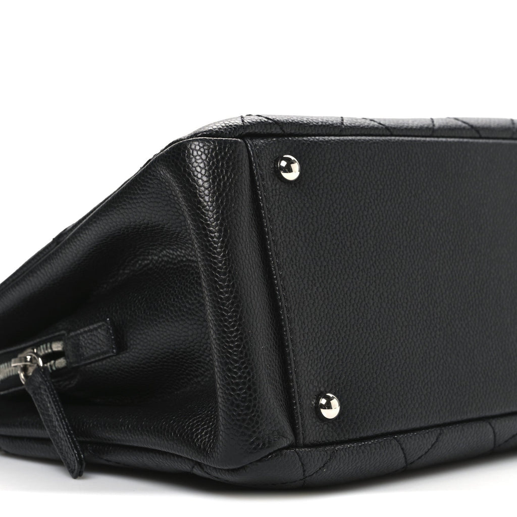 Caviar Quilted CC Timeless Soft Tote Black