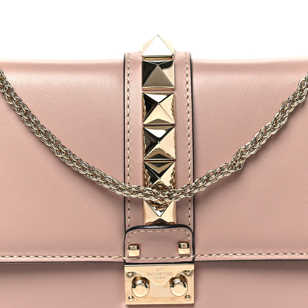 Vitello Medium Glam Lock Rockstud Flap Poudre