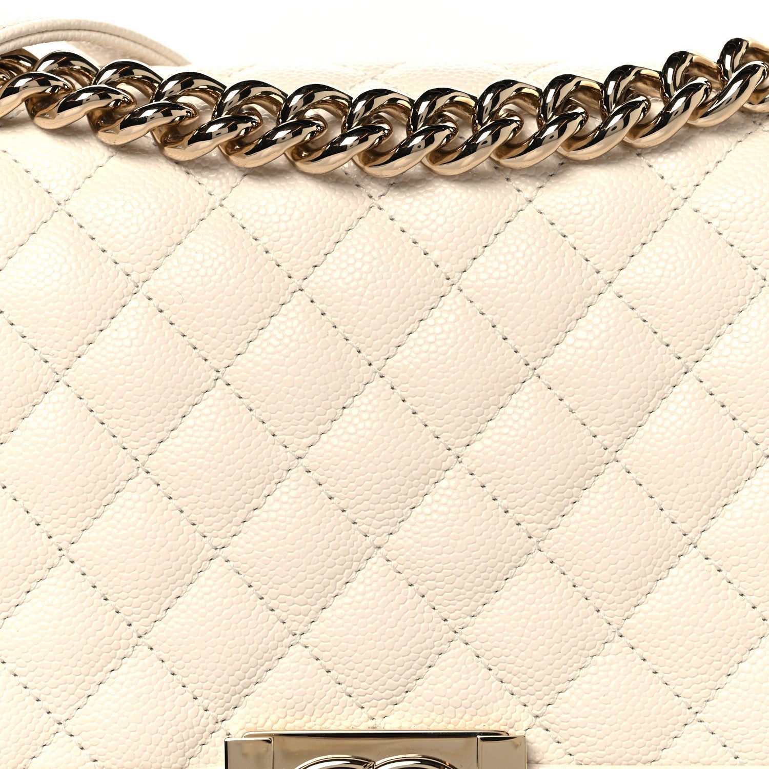Caviar Quilted Medium Boy Flap White
