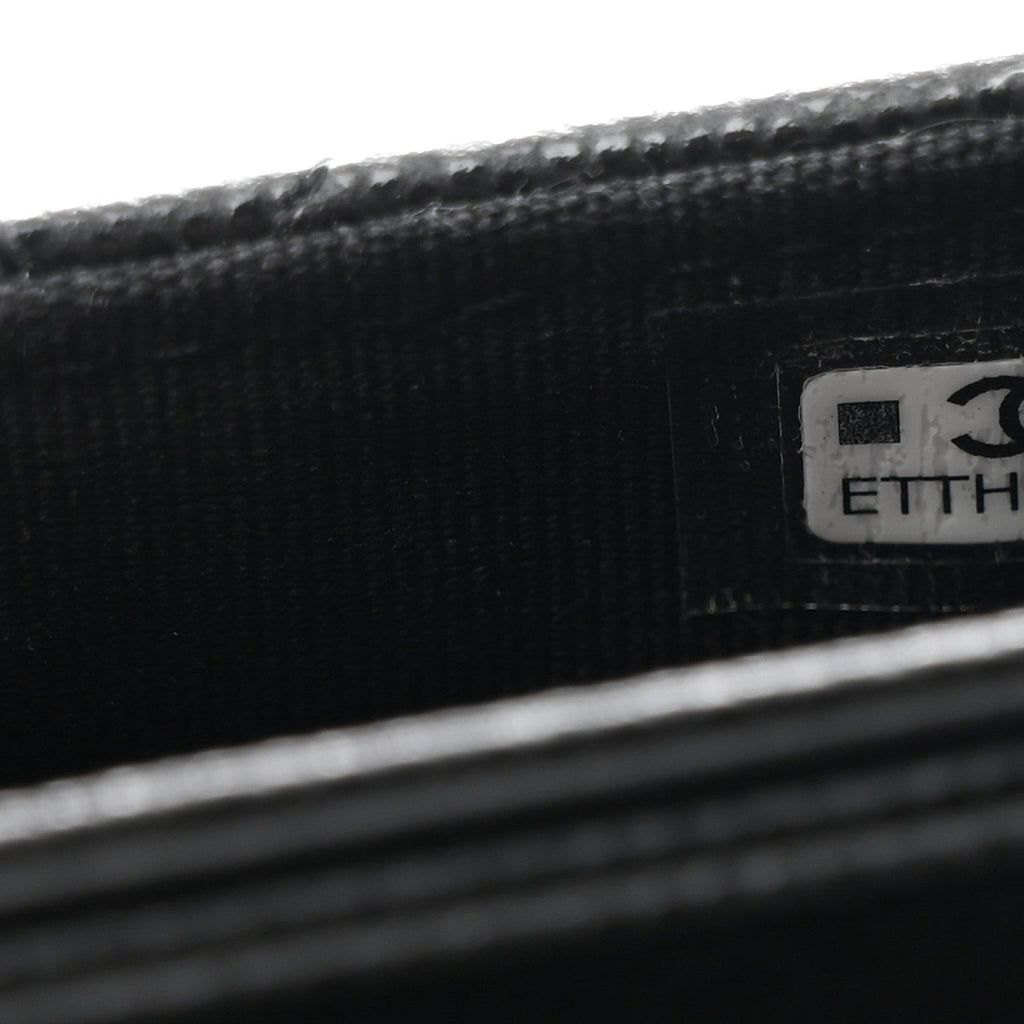 Caviar Quilted Clutch With Chain Black