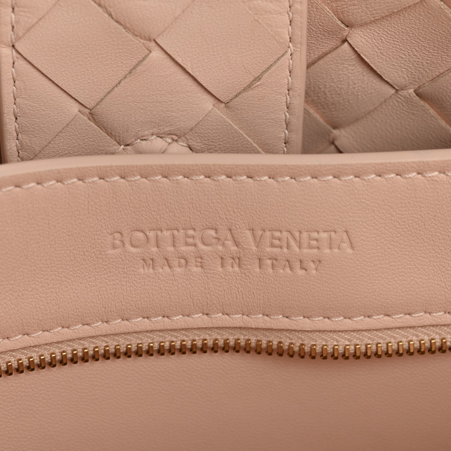 Nappa Intrecciato Medium Andiamo Shoulder Bag Lotus