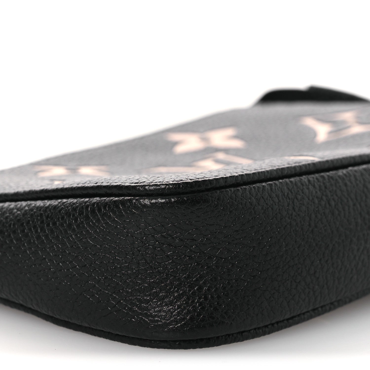 Empreinte Monogram Giant Mini Pochette Accessories Black