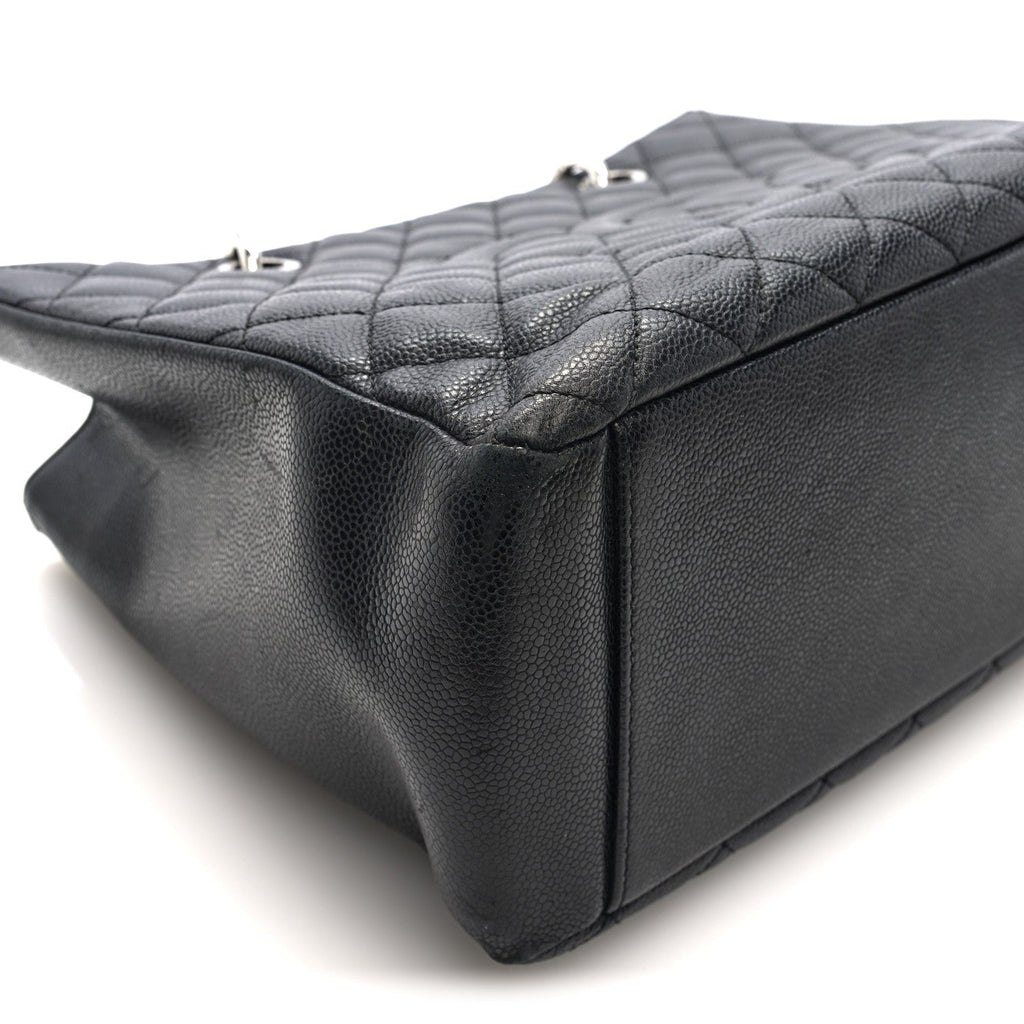Caviar Quilted Grand Shopping Tote GST Black