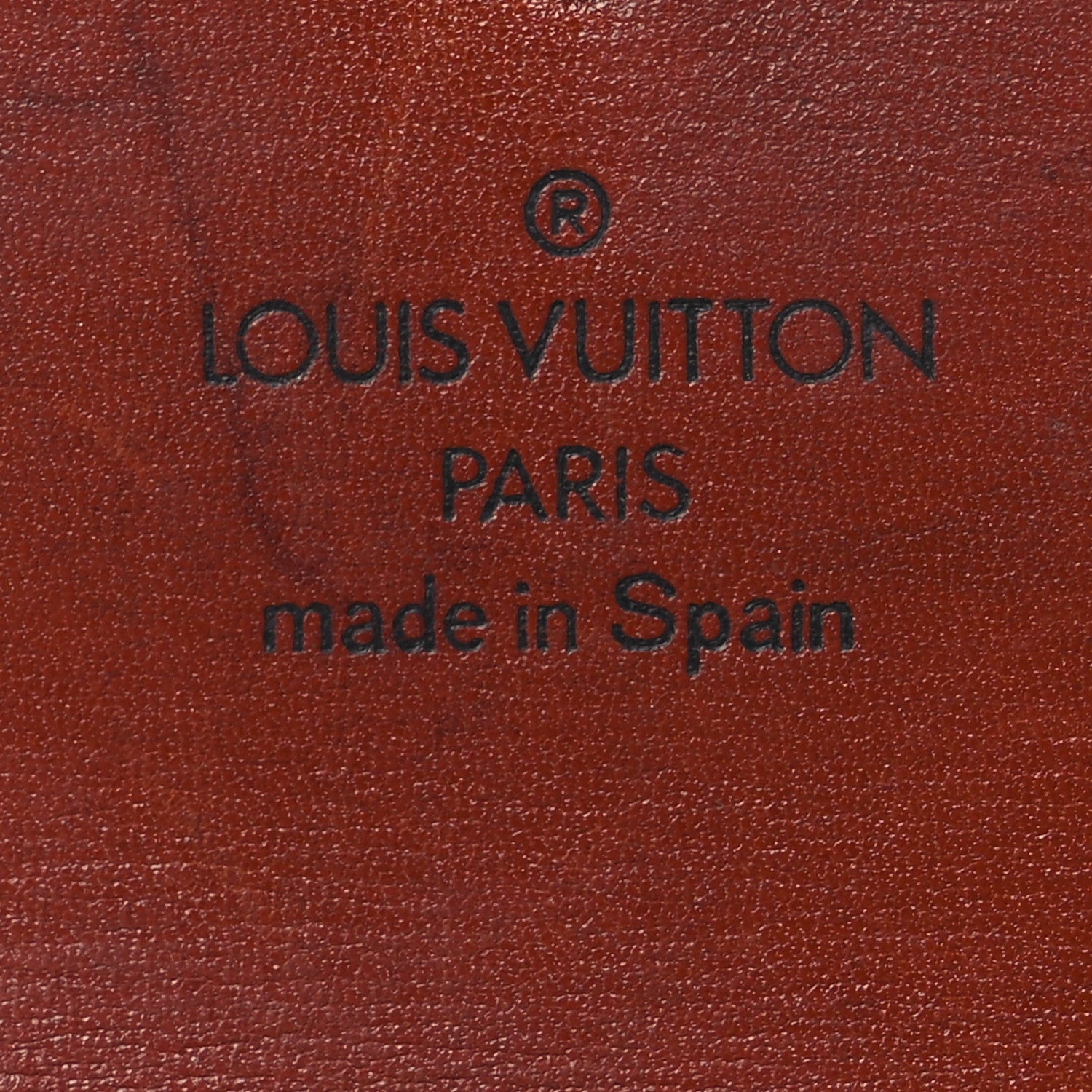 Epi Porte Tresor International Wallet Cipango