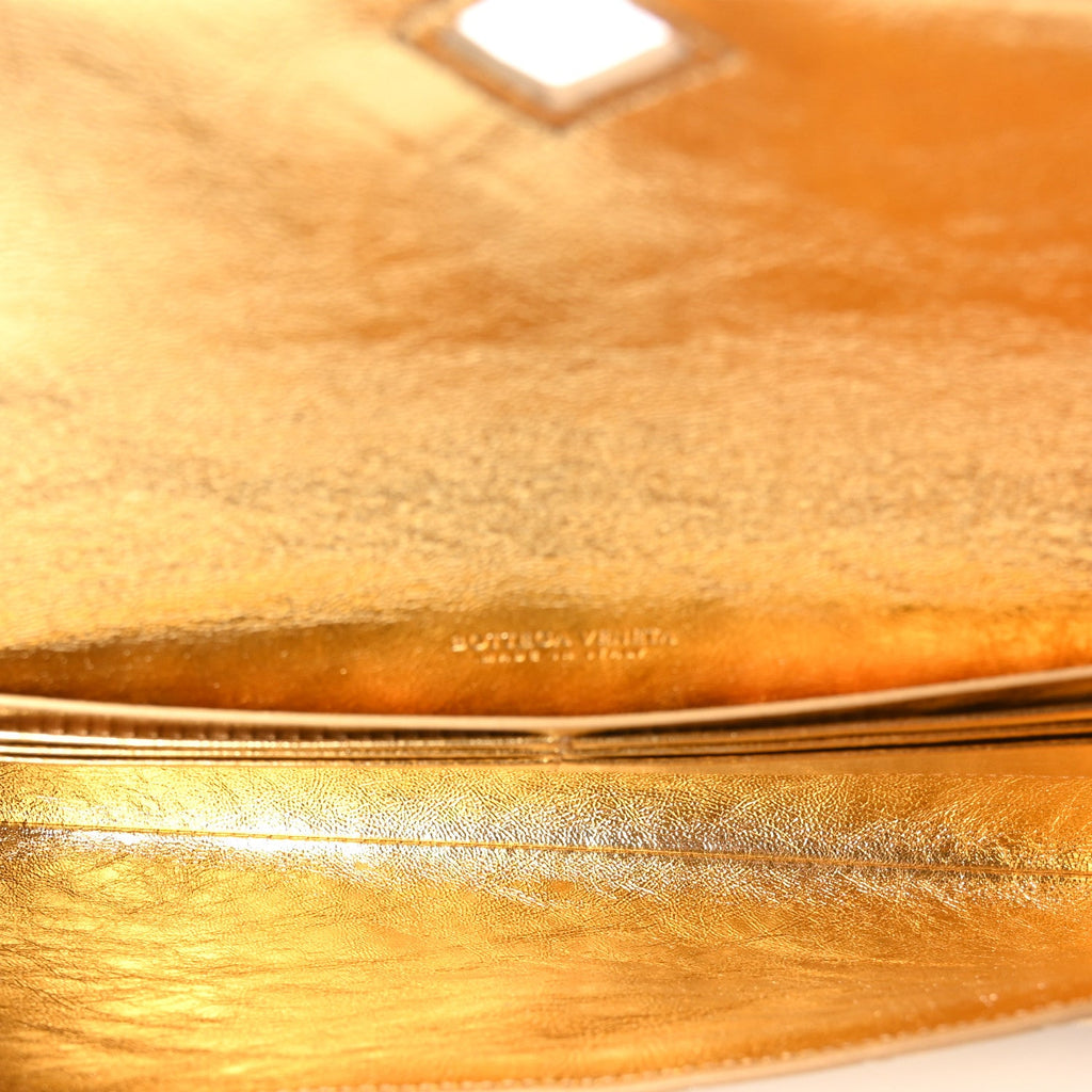 Metallic Lambskin Intrecciato Long Andiamo Top Handle Clutch Gold