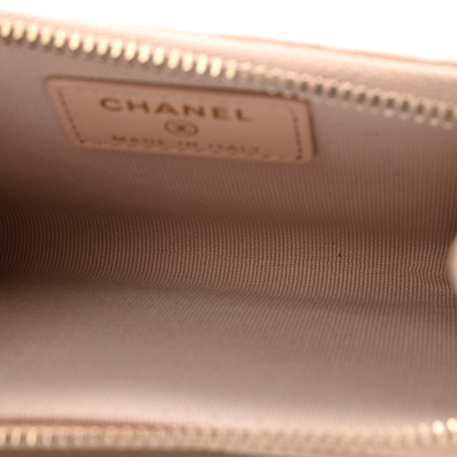 Caviar Quilted CC Zip Around  Holder Beige