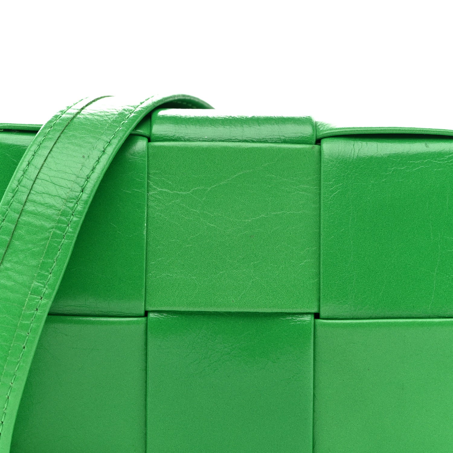 Crinkled Lambskin Maxi Intrecciato Extra Mini Cassette Crossbody Bag Parakeet