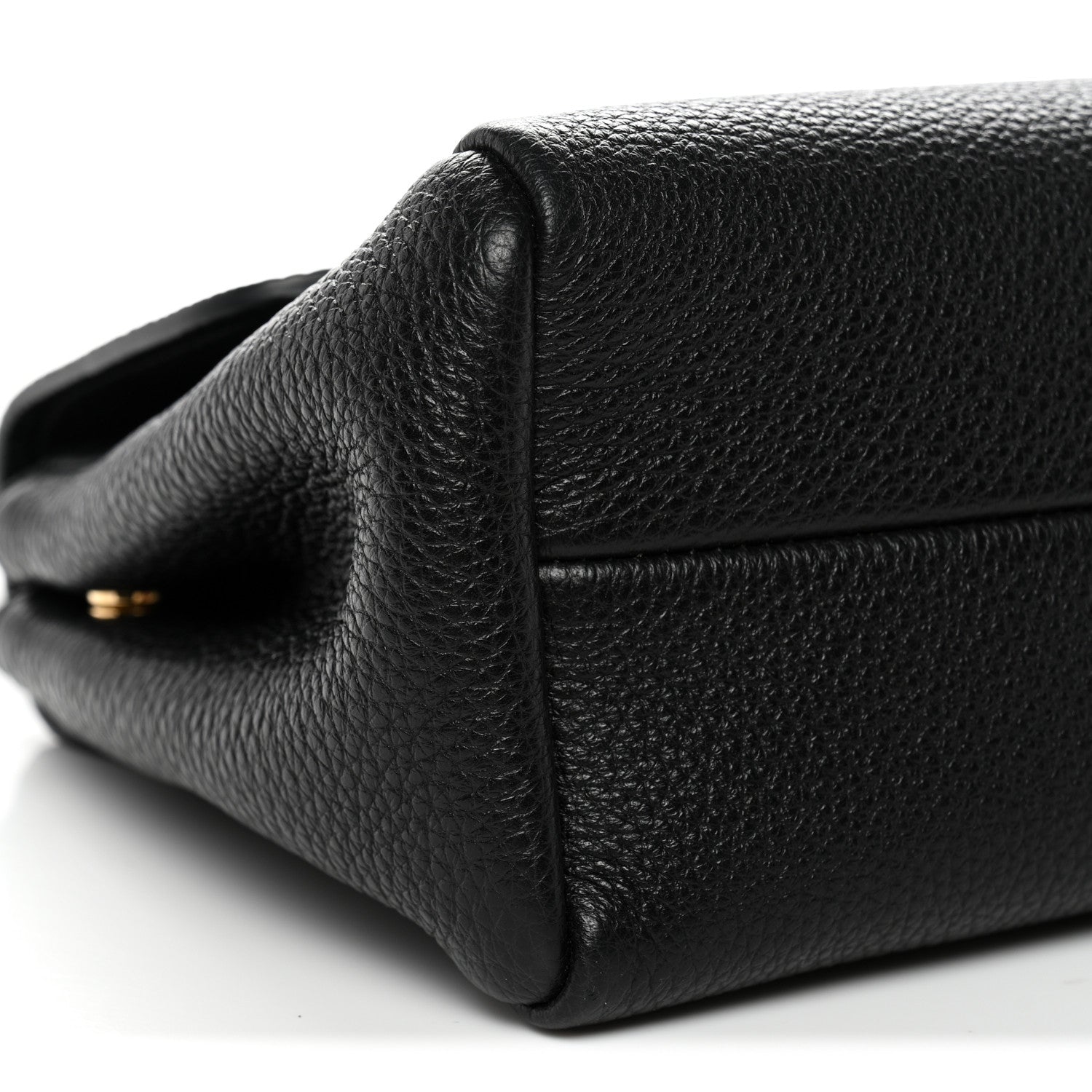 Vitello Daino Soft Flap Shoulder Bag Black