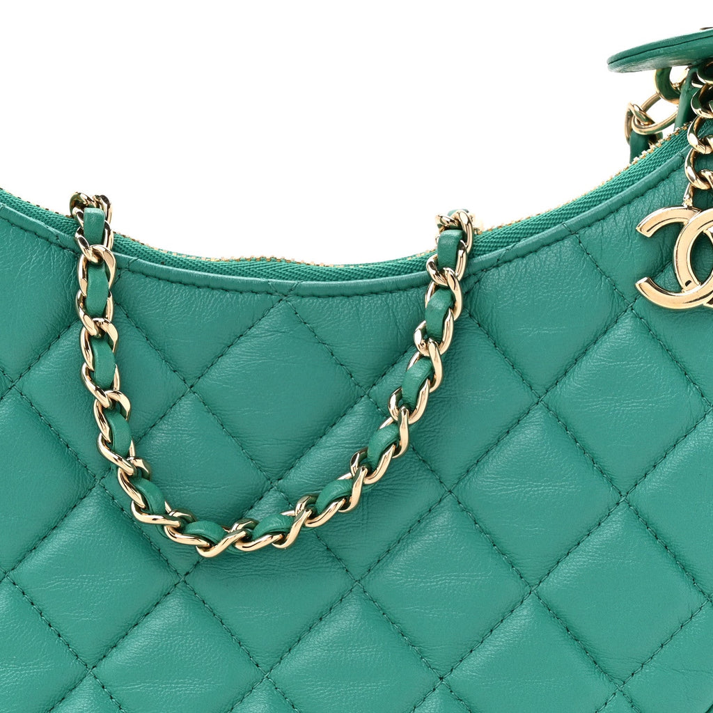 Lambskin Quilted Chain Around Hobo Green