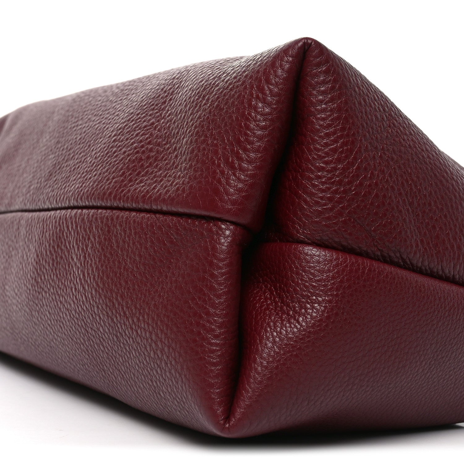 Grained Calfskin Softbit Maxi Shoulder Bag Rosso