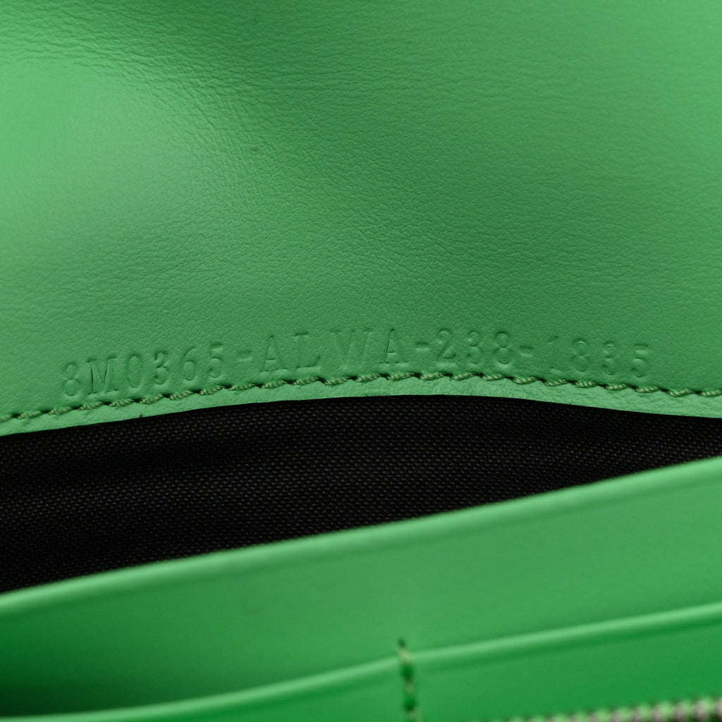 Vitello King Cruise FF Diamonds Continental Envelope Wallet On Chain Latte Edamame