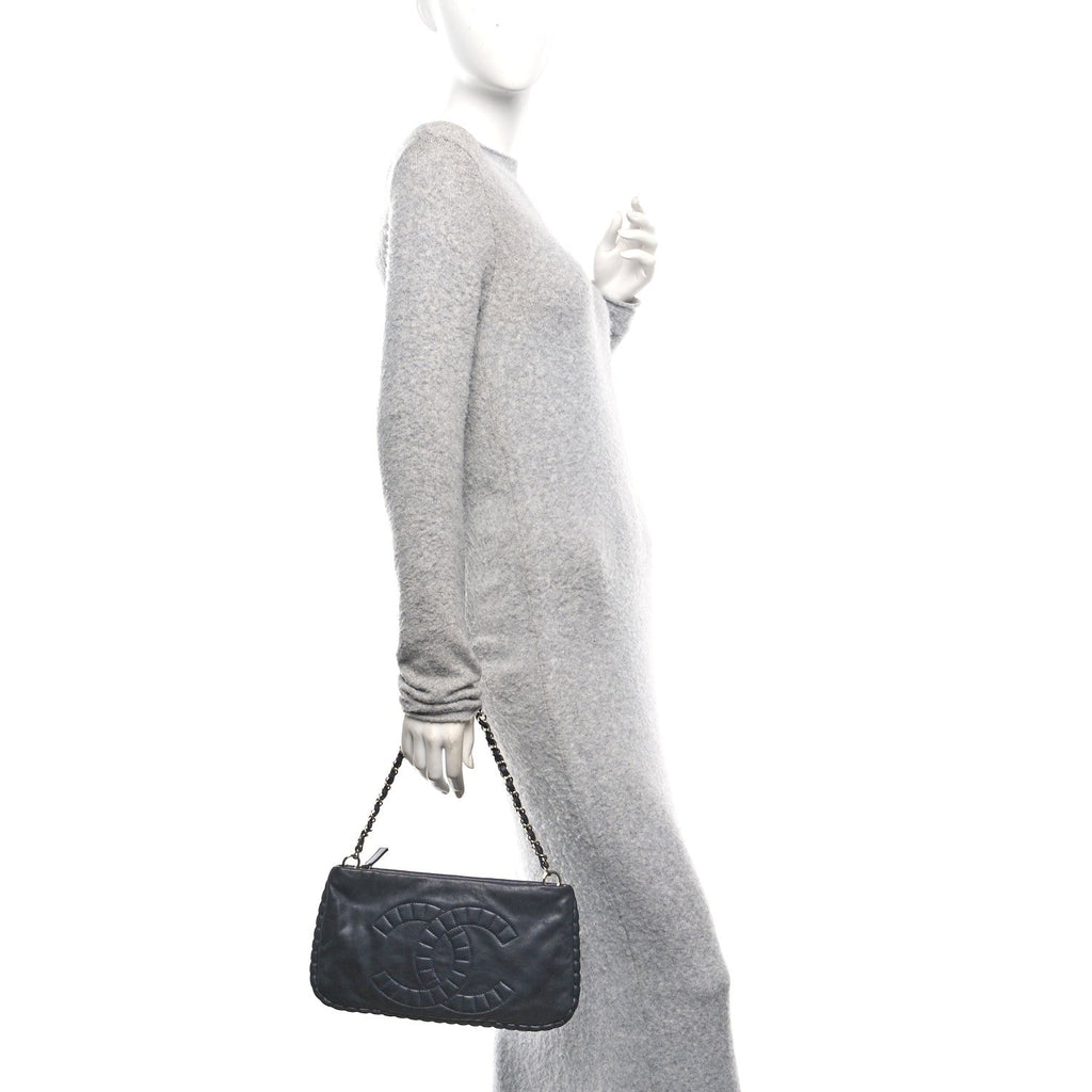 Calfskin On the Bund Pochette Black