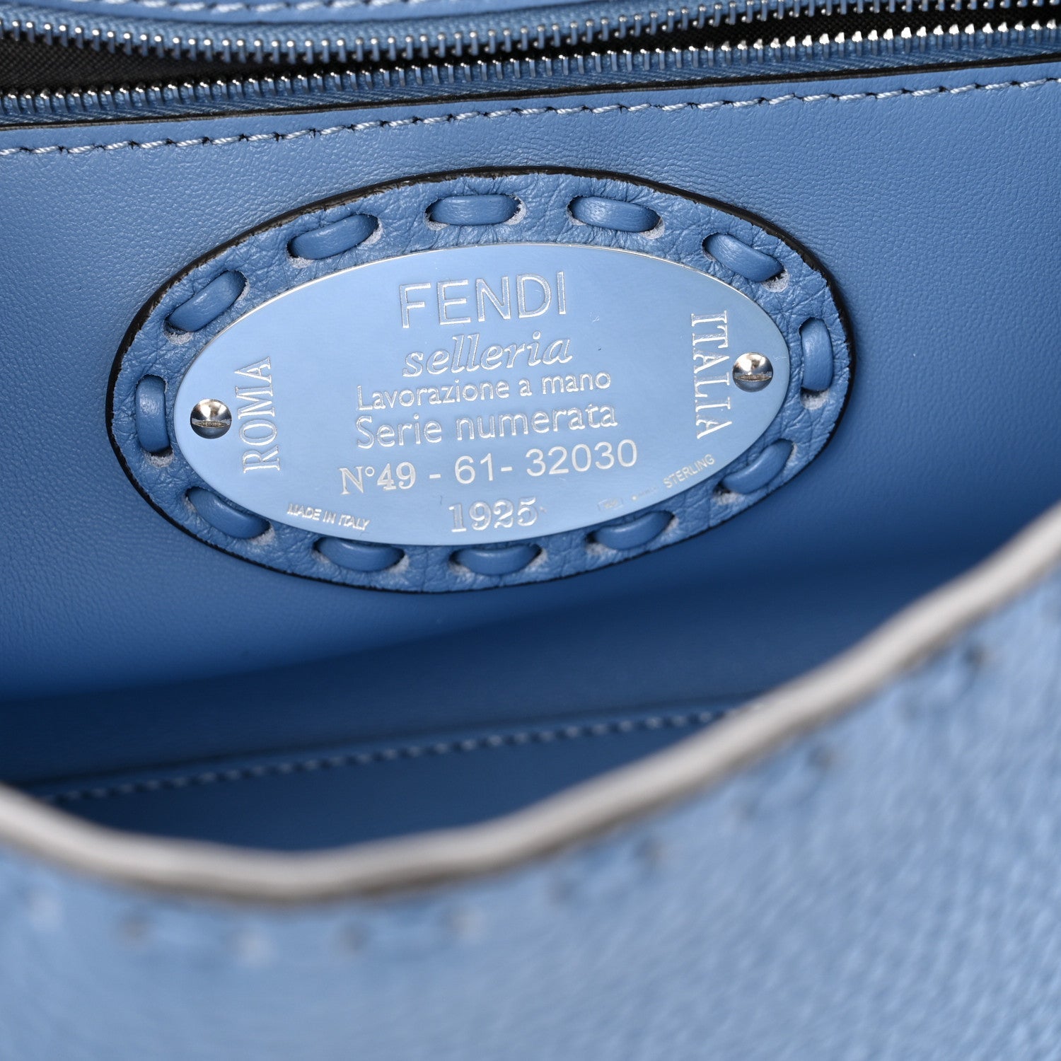 Cuoio Roma Sellerissima Nappa Sintetica Tape Stitch Baguette Placca Placca Argento Blue