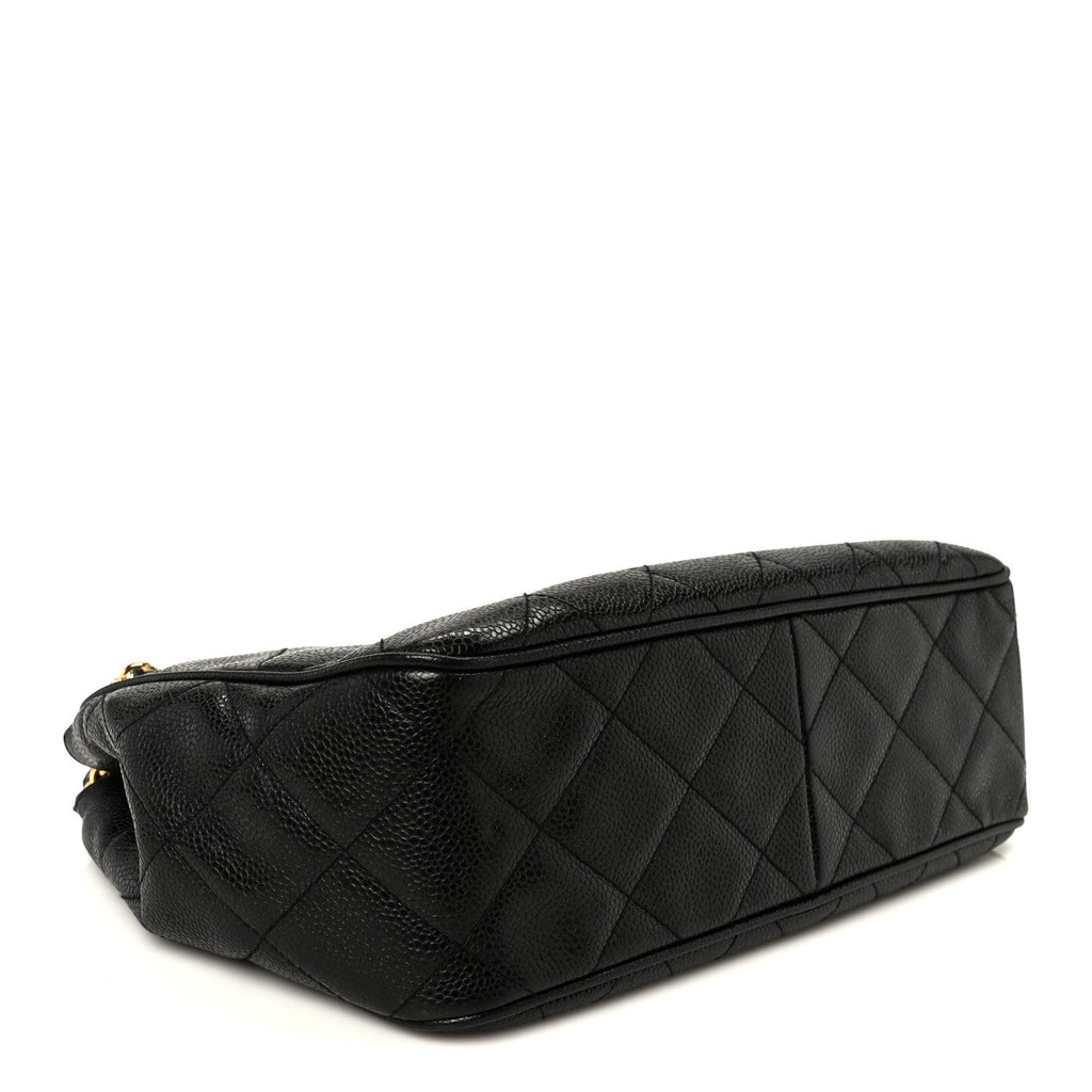 Caviar Quilted Shoulder Bag Black