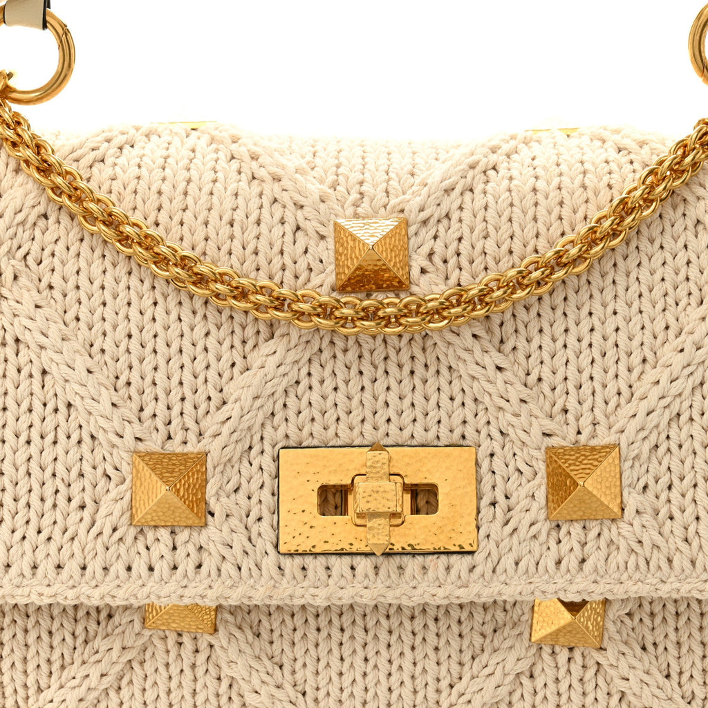 Knit Large Roman Stud Shoulder Bag Ecru