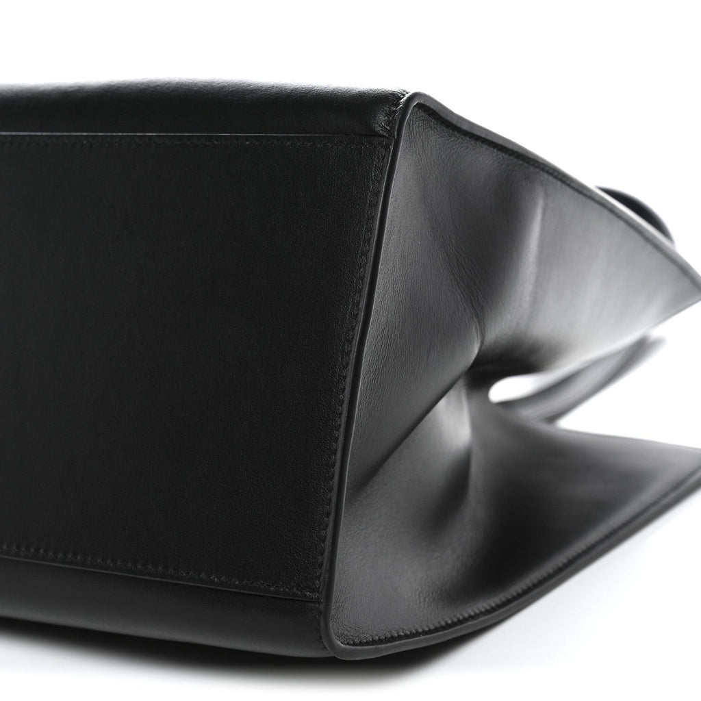 Smooth Calfskin Cabas 16 Bag Black