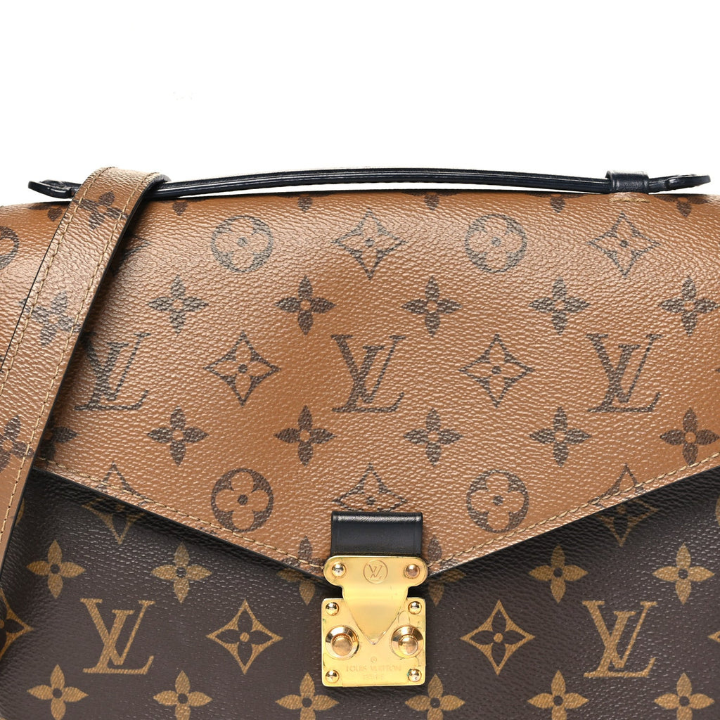 Reverse Monogram Pochette Metis