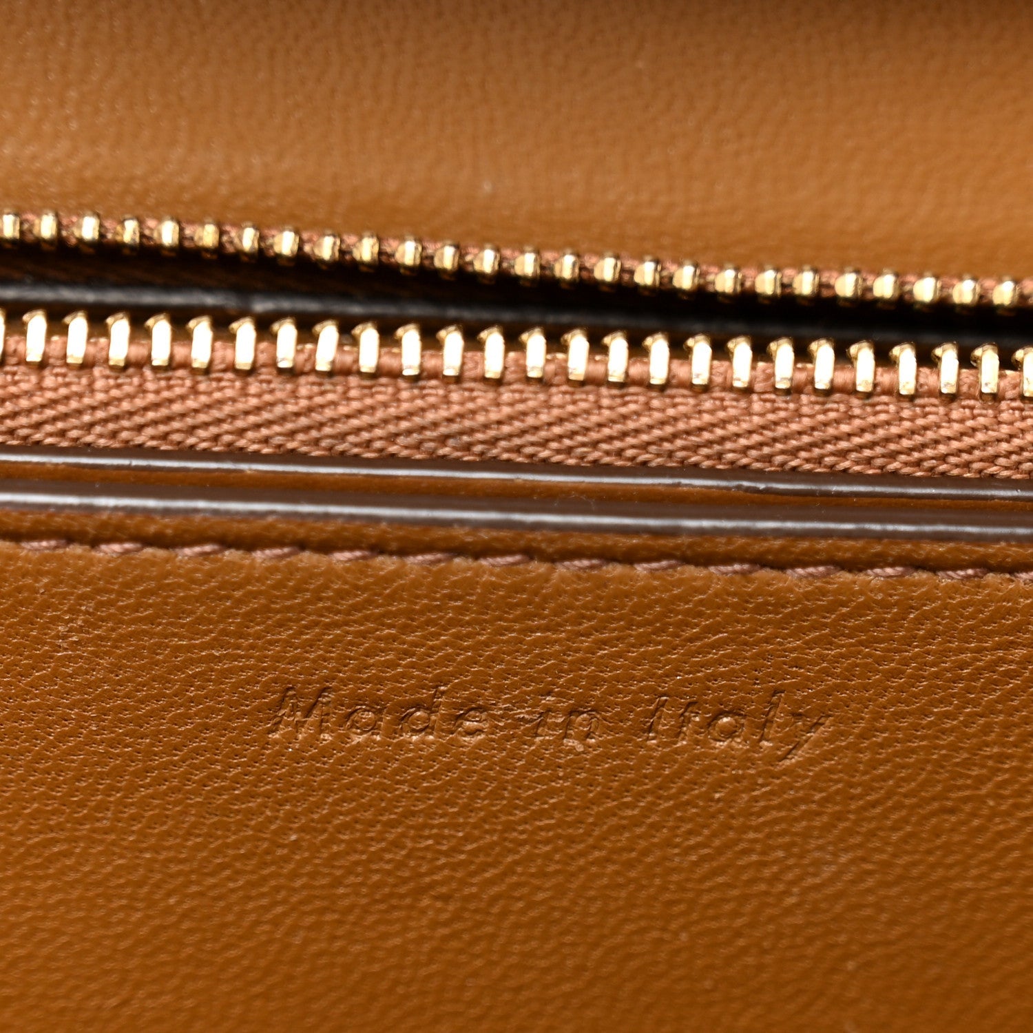 Box Calfskin Medium Classic Box Flap Bag Camel
